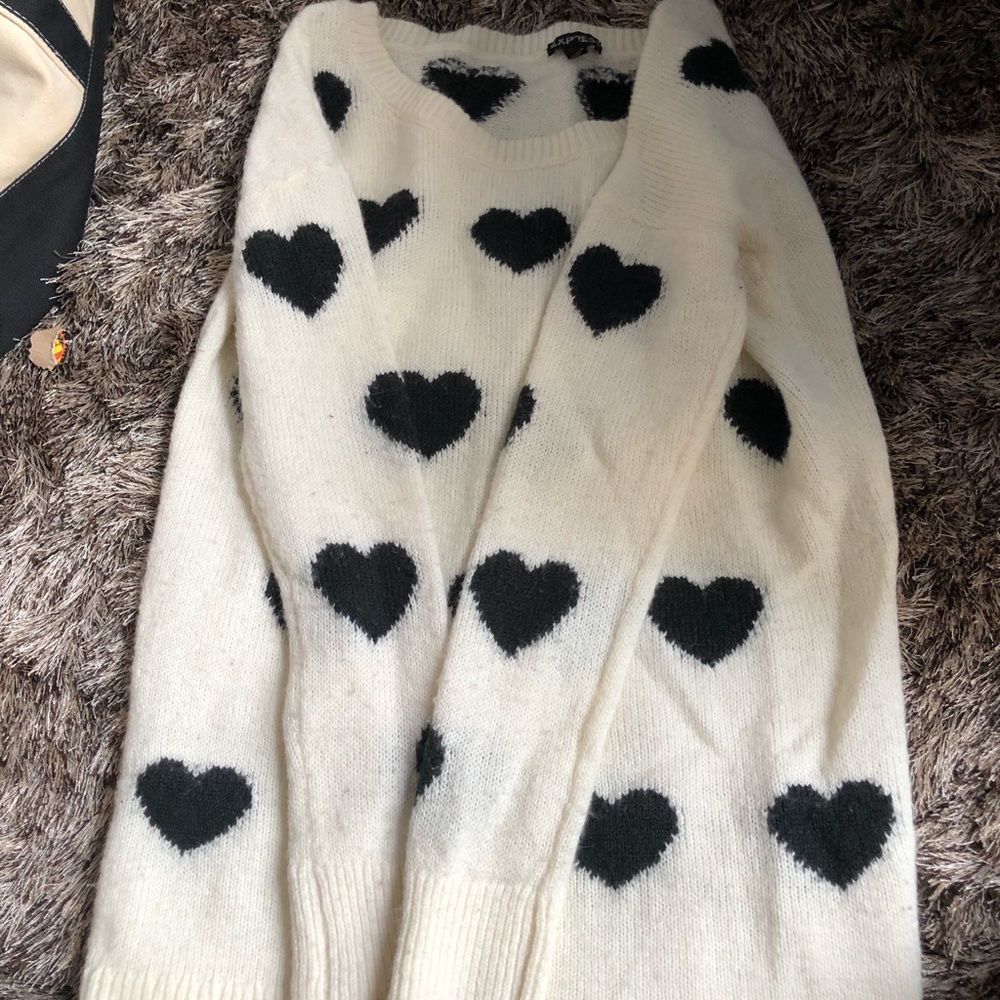 Sweater small express
